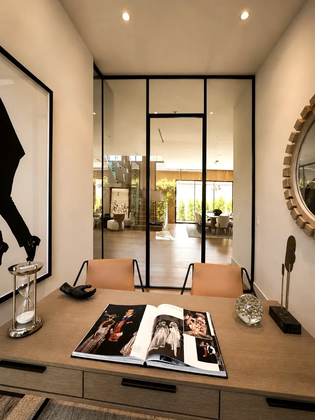 Aeres glass partition wall in an interior office